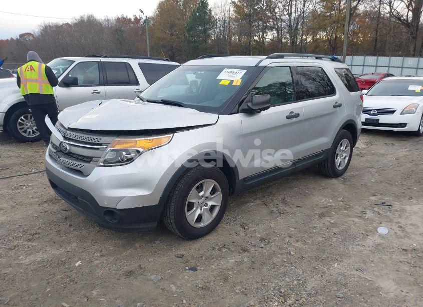 Photo 2 of 2014 Ford Explorer (VIN 1FM5K7B94EGA22095)