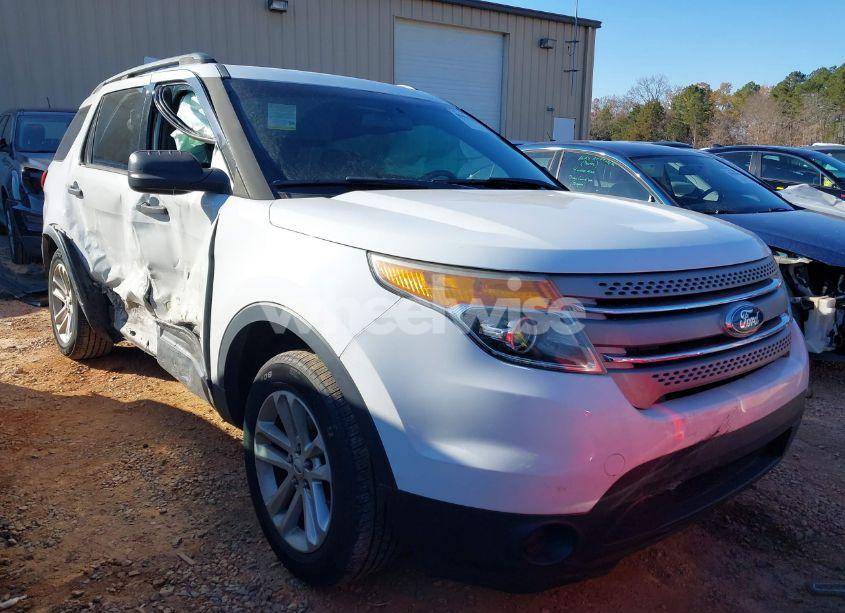 2015 Ford Explorer (VIN 1FM5K7B95FGC16913) main photo