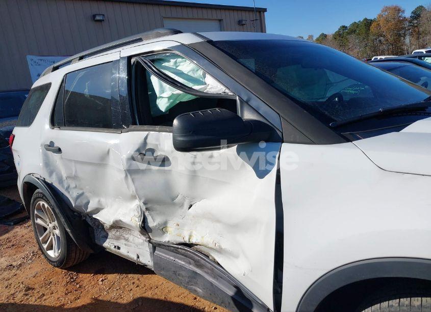 Photo 13 of 2015 Ford Explorer (VIN 1FM5K7B95FGC16913)