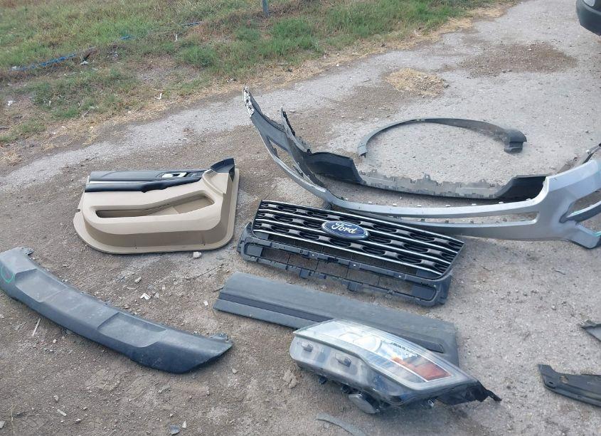 Photo 12 of 2017 Ford Explorer (VIN 1FM5K7BH3HGB70248)