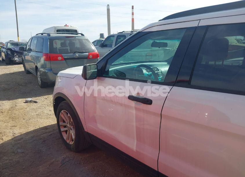 Photo 14 of 2016 Ford Explorer (VIN 1FM5K7BH4GGB60469)