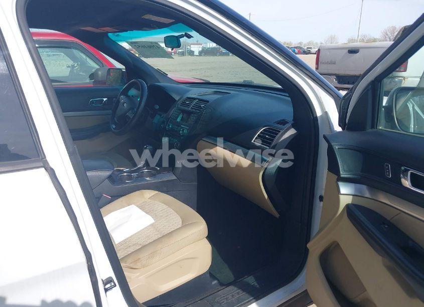 Photo 5 of 2016 Ford Explorer (VIN 1FM5K7BH4GGB60469)