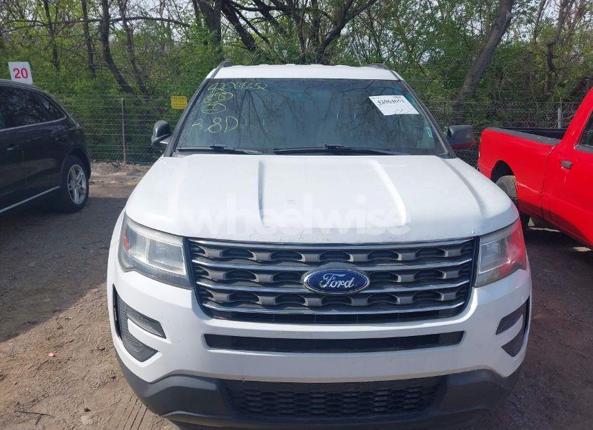 Photo 6 of 2016 Ford Explorer (VIN 1FM5K7BH4GGB60469)