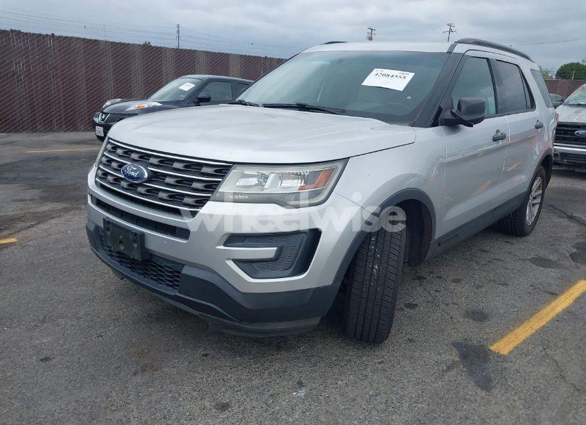Photo 2 of 2016 Ford Explorer (VIN 1FM5K7BH6GGA76606)