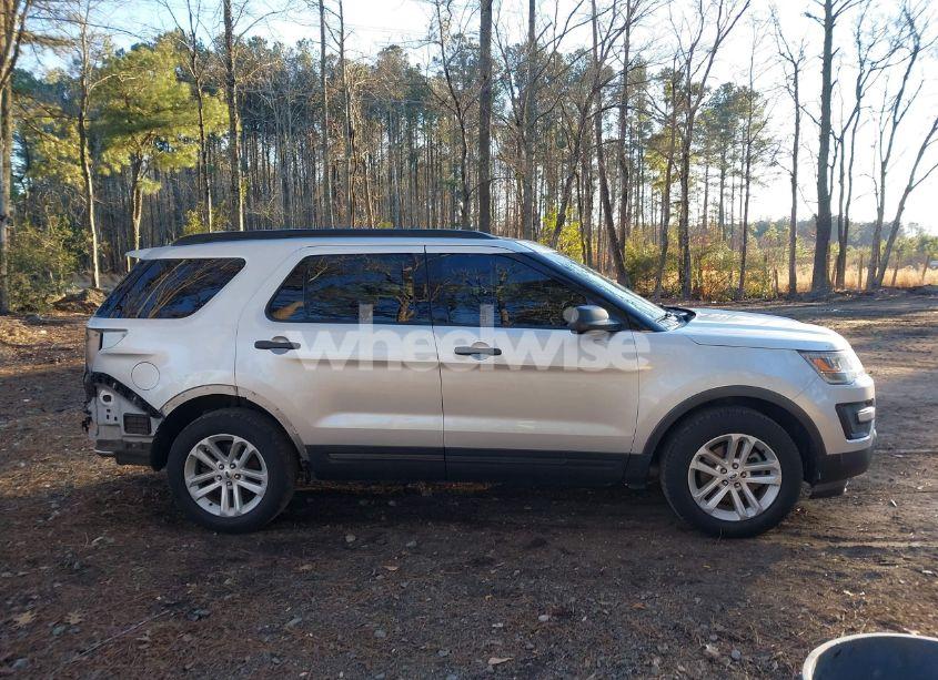 Photo 13 of 2016 Ford Explorer (VIN 1FM5K7BH8GGC82851)