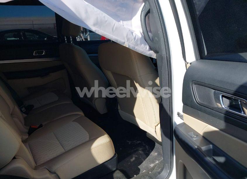 Photo 8 of 2017 Ford Explorer (VIN 1FM5K7BH8HGD95989)