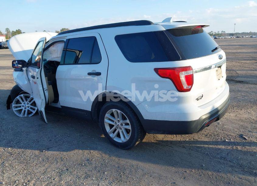 Photo 3 of 2016 Ford Explorer (VIN 1FM5K7BHXGGB84212)