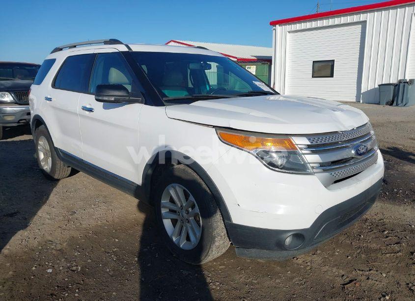 2013 Ford Explorer XLT (VIN 1FM5K7D80DGB34802) main photo