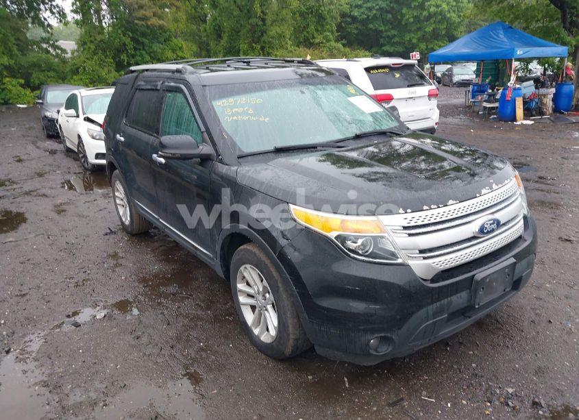 2013 Ford Explorer XLT (VIN 1FM5K7D80DGB42074) main photo