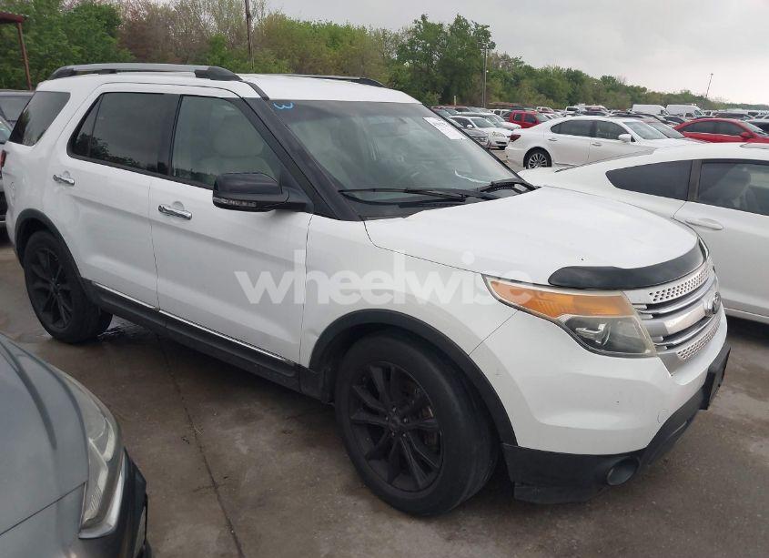 2013 Ford Explorer XLT (VIN 1FM5K7D80DGB86835) main photo