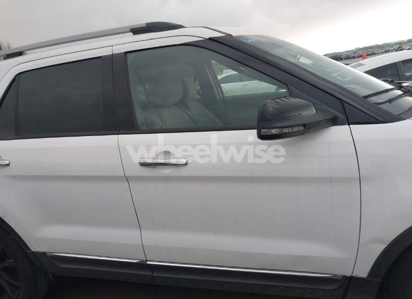 Photo 13 of 2013 Ford Explorer XLT (VIN 1FM5K7D80DGB86835)