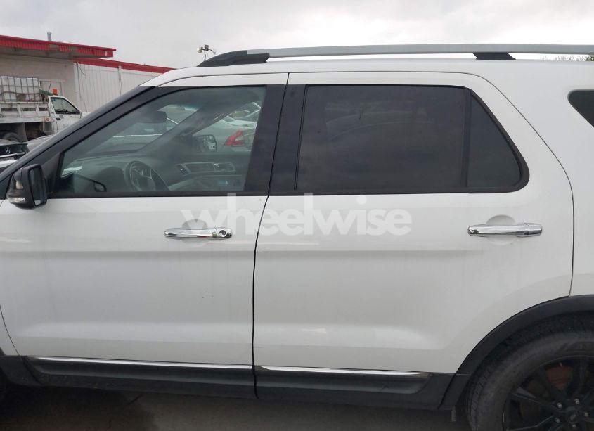 Photo 14 of 2013 Ford Explorer XLT (VIN 1FM5K7D80DGB86835)