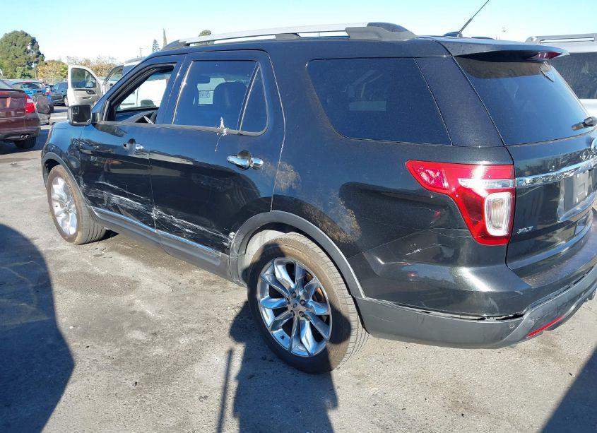 Photo 3 of 2013 Ford Explorer XLT (VIN 1FM5K7D80DGB99892)