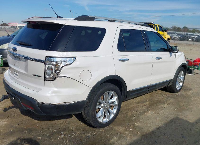 Photo 6 of 2014 Ford Explorer XLT (VIN 1FM5K7D80EGA26424)