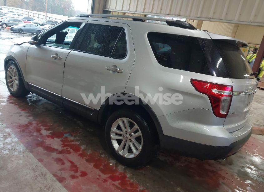 Photo 3 of 2014 Ford Explorer XLT (VIN 1FM5K7D80EGA78877)