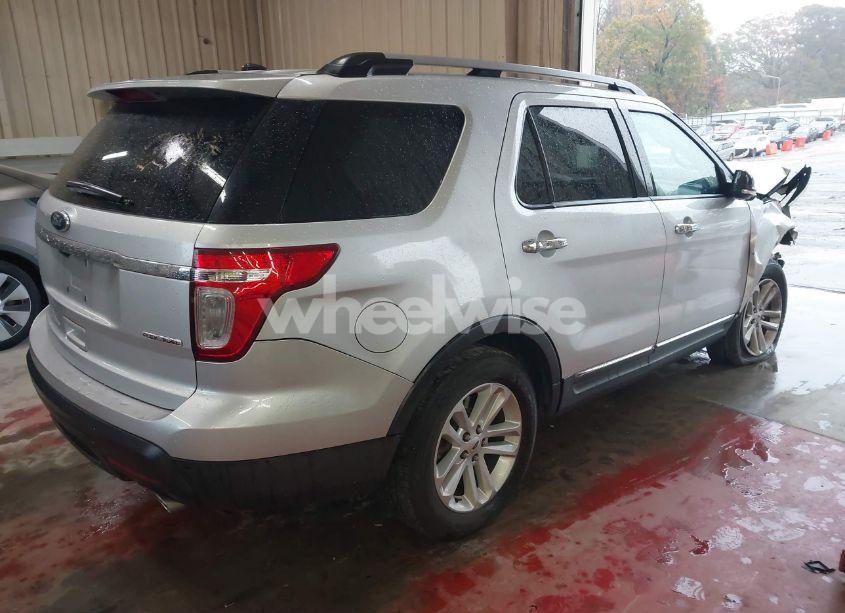 Photo 4 of 2014 Ford Explorer XLT (VIN 1FM5K7D80EGA78877)