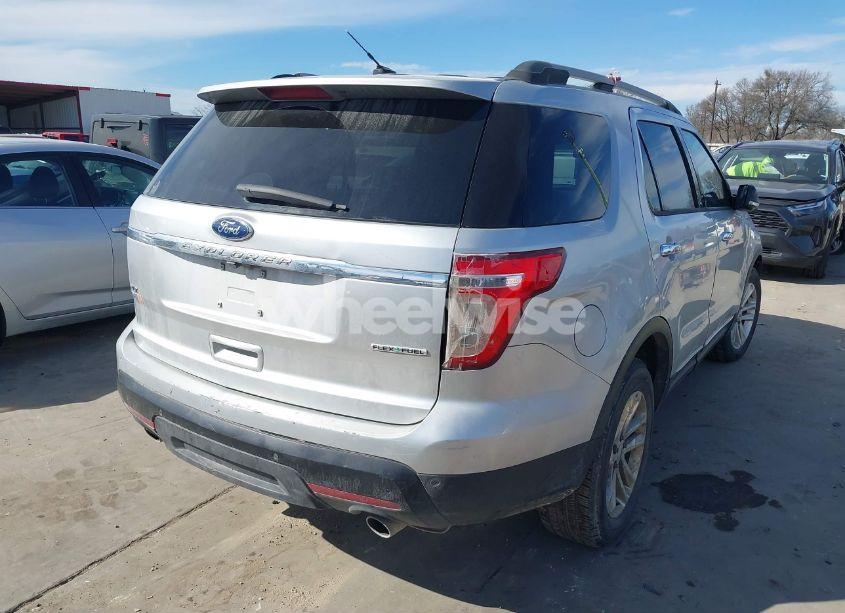 Photo 4 of 2014 Ford Explorer XLT (VIN 1FM5K7D80EGB09786)