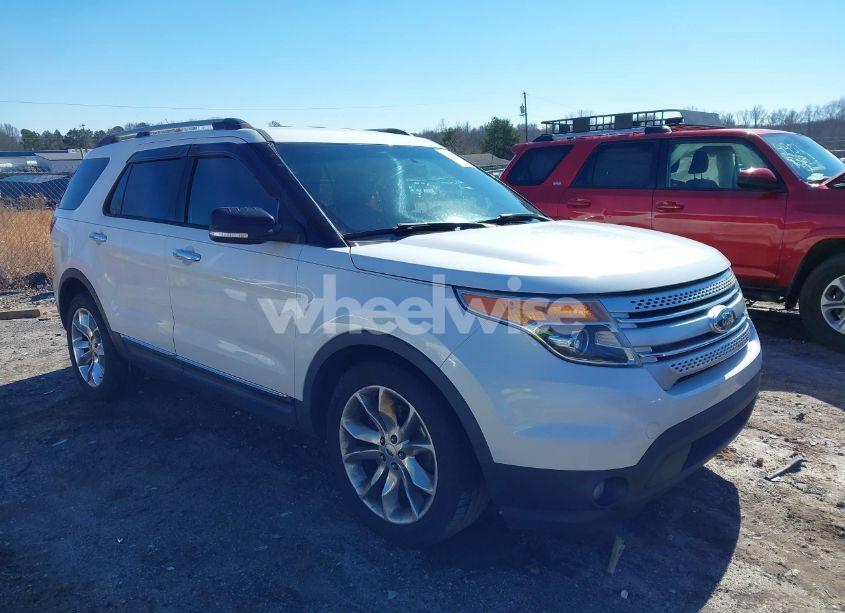 2014 Ford Explorer XLT (VIN 1FM5K7D80EGC32309) main photo