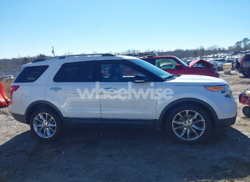 Photo 14 of 2014 Ford Explorer XLT (VIN 1FM5K7D80EGC32309)