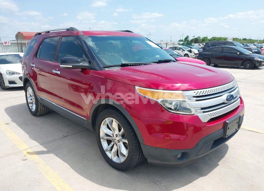 2015 Ford Explorer XLT (VIN 1FM5K7D80FGA08426) main photo
