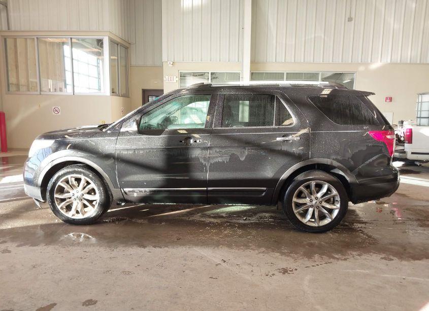 Photo 14 of 2015 Ford Explorer XLT (VIN 1FM5K7D80FGC49712)