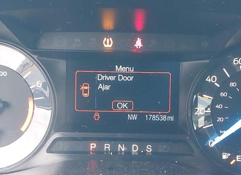 Photo 15 of 2016 Ford Explorer XLT (VIN 1FM5K7D80GGC31910)