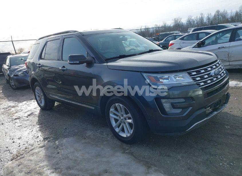 2017 Ford Explorer XLT (VIN 1FM5K7D80HGC63578) main photo