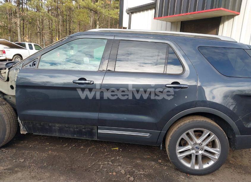 Photo 15 of 2017 Ford Explorer (VIN 1FM5K7D80HGD80240)