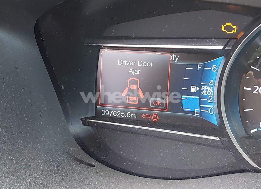 Photo 16 of 2017 Ford Explorer XLT (VIN 1FM5K7D80HGE39044)