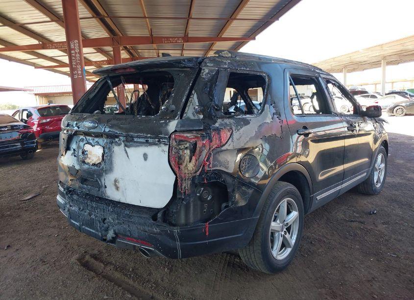 Photo 4 of 2018 Ford Explorer XLT (VIN 1FM5K7D80JGB54883)