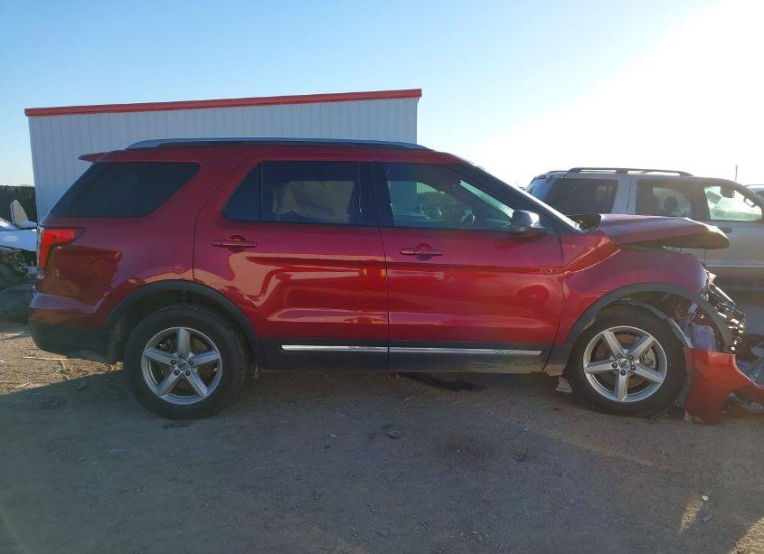 Photo 14 of 2018 Ford Explorer XLT (VIN 1FM5K7D80JGB77578)