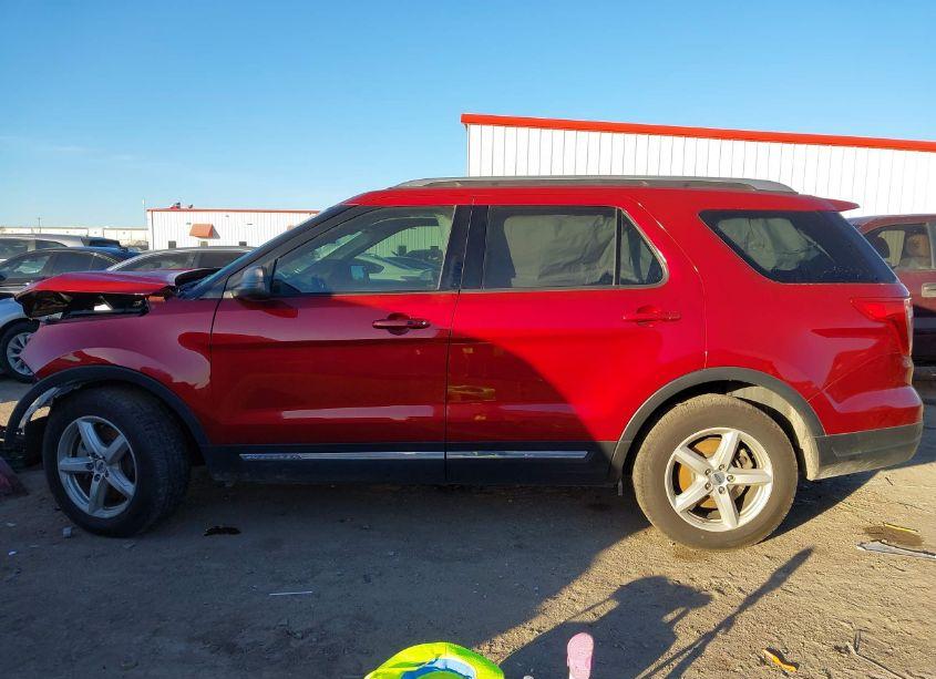 Photo 15 of 2018 Ford Explorer XLT (VIN 1FM5K7D80JGB77578)