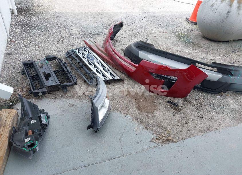 Photo 12 of 2018 Ford Explorer XLT (VIN 1FM5K7D80JGC81729)