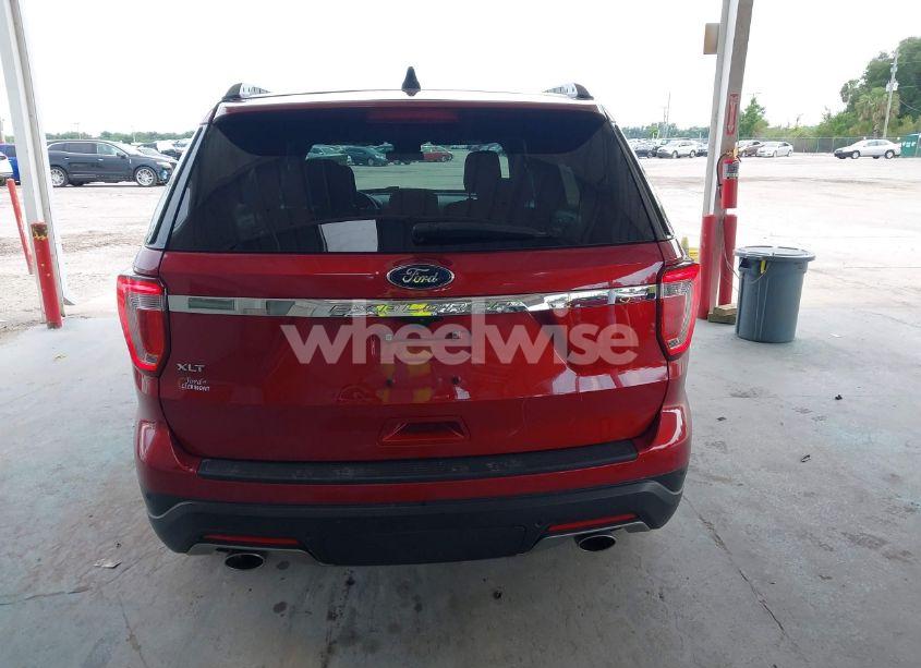 Photo 17 of 2018 Ford Explorer XLT (VIN 1FM5K7D80JGC81729)
