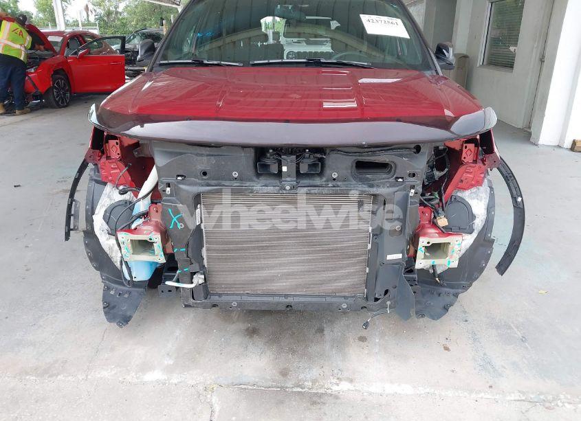 Photo 6 of 2018 Ford Explorer XLT (VIN 1FM5K7D80JGC81729)