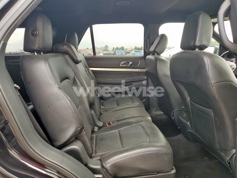 Photo 12 of 2019 FORD EXPLORER XLT (VIN 1FM5K7D80KGB20699)