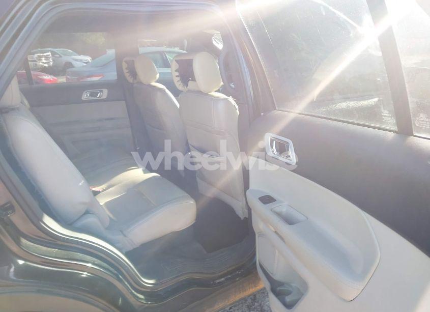 Photo 8 of 2013 Ford Explorer XLT (VIN 1FM5K7D81DGA04074)