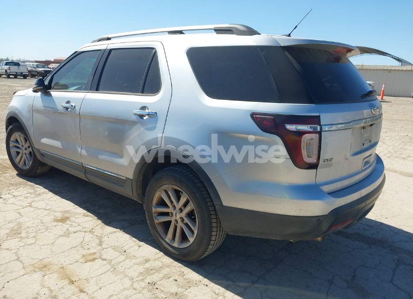 Photo 3 of 2013 Ford Explorer XLT (VIN 1FM5K7D81DGA08755)