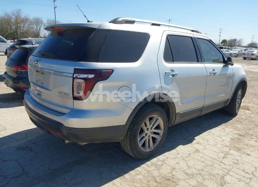Photo 4 of 2013 Ford Explorer XLT (VIN 1FM5K7D81DGA08755)