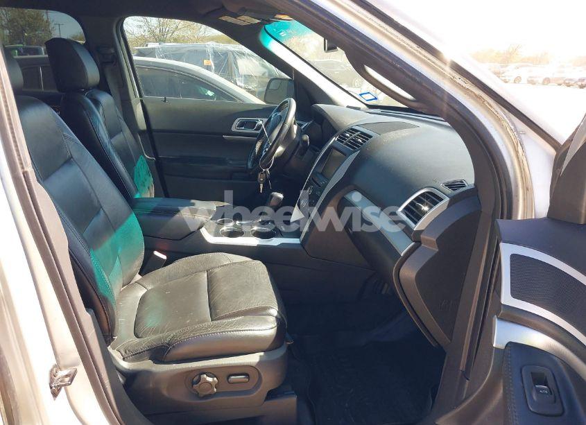 Photo 5 of 2013 Ford Explorer XLT (VIN 1FM5K7D81DGA08755)