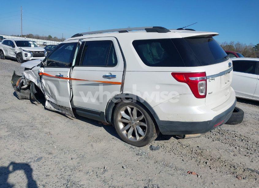 Photo 3 of 2013 Ford Explorer XLT (VIN 1FM5K7D81DGA29296)