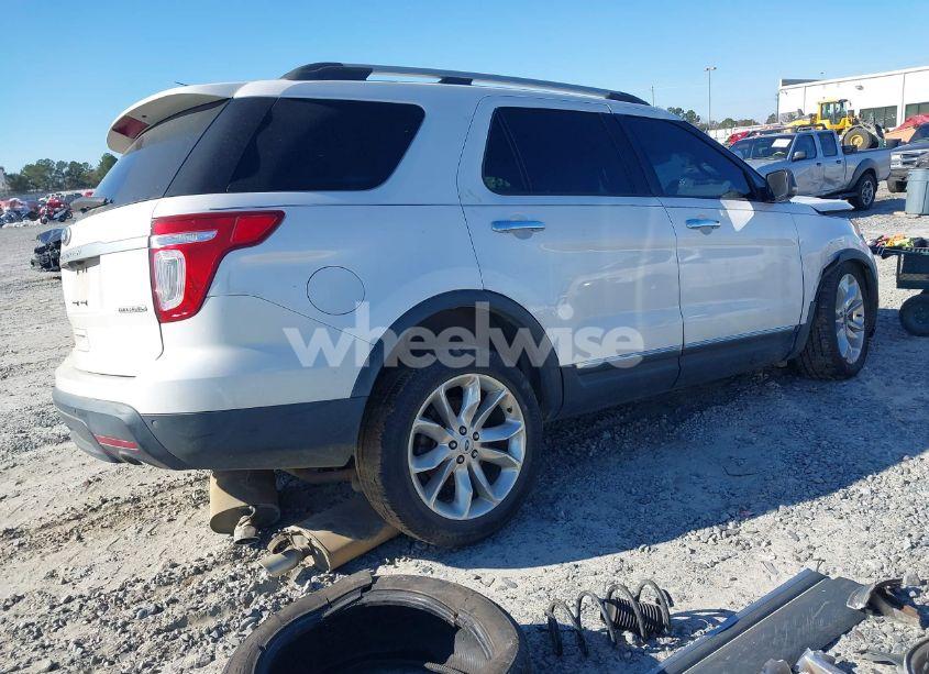 Photo 4 of 2013 Ford Explorer XLT (VIN 1FM5K7D81DGA29296)