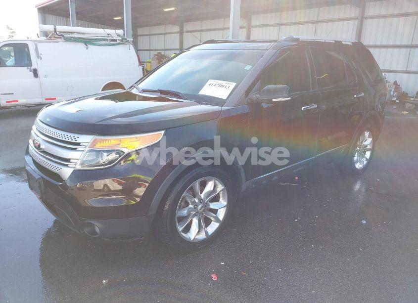 Photo 2 of 2013 Ford Explorer XLT (VIN 1FM5K7D81DGA96223)