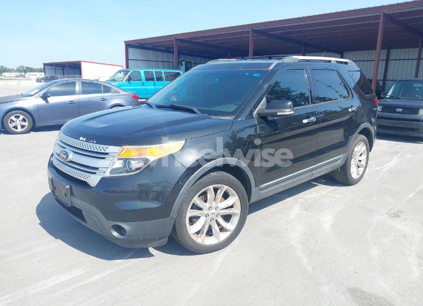 Photo 2 of 2013 Ford Explorer XLT (VIN 1FM5K7D81DGB62401)