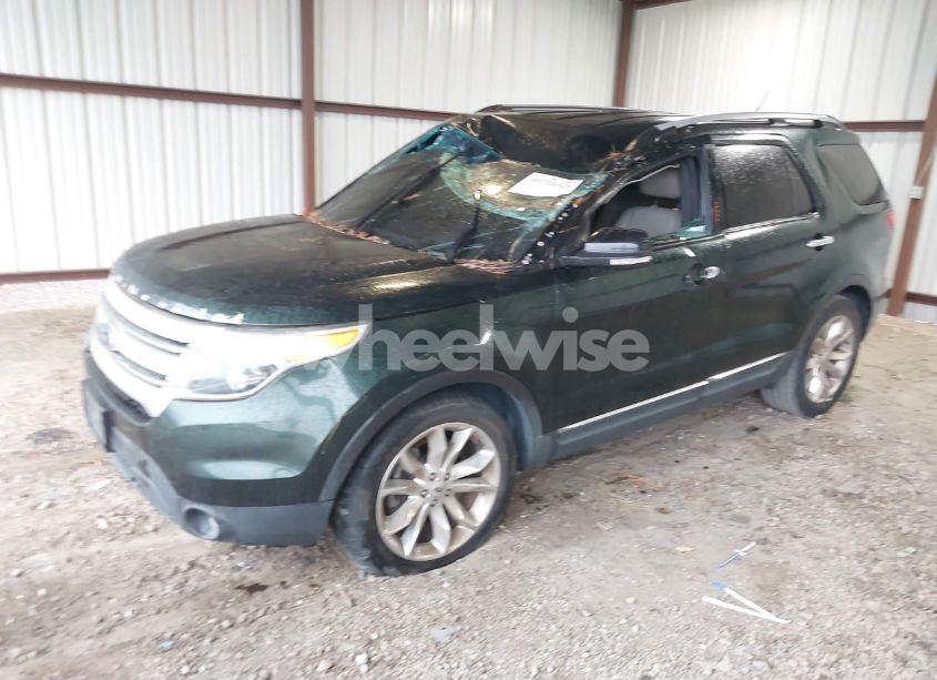 Photo 2 of 2013 Ford Explorer XLT (VIN 1FM5K7D81DGB68053)