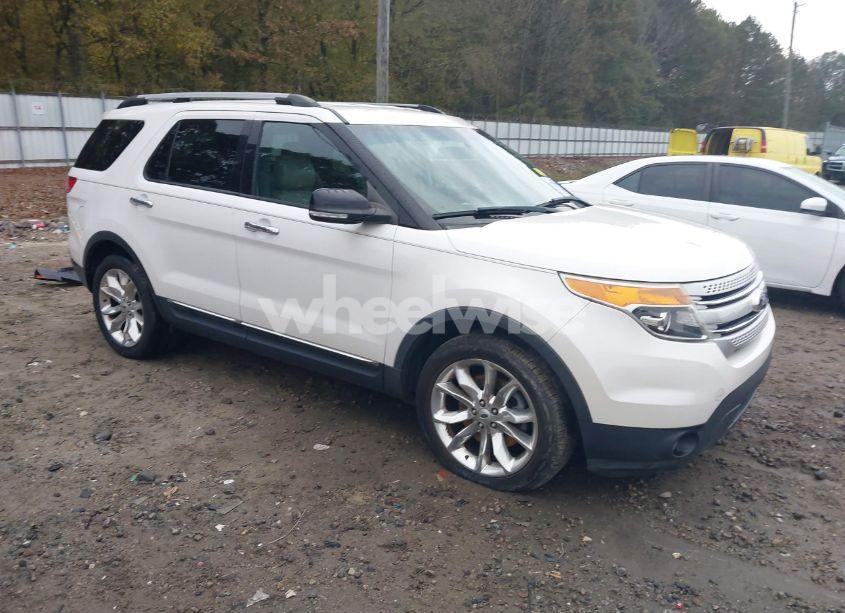 2013 Ford Explorer XLT (VIN 1FM5K7D81DGC45214) main photo