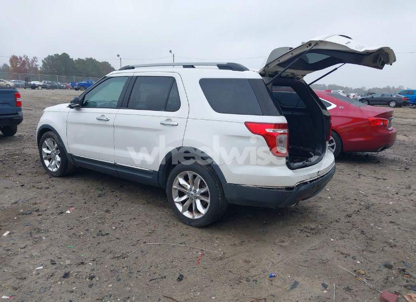 Photo 3 of 2013 Ford Explorer XLT (VIN 1FM5K7D81DGC45214)