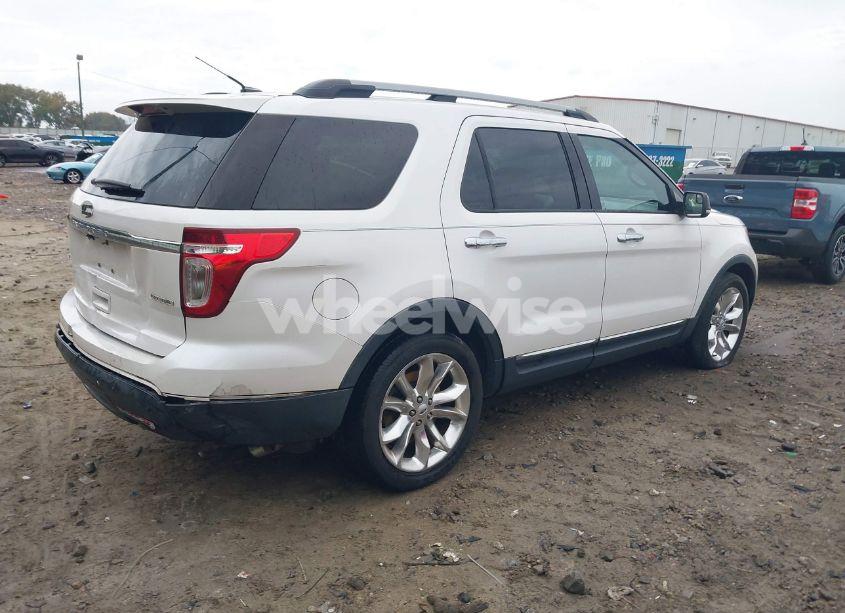 Photo 4 of 2013 Ford Explorer XLT (VIN 1FM5K7D81DGC45214)