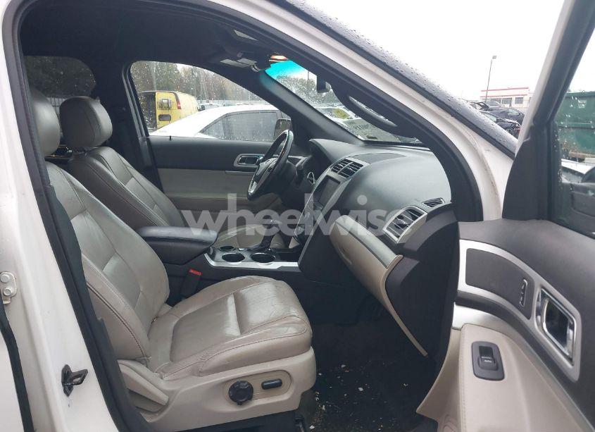 Photo 5 of 2013 Ford Explorer XLT (VIN 1FM5K7D81DGC45214)