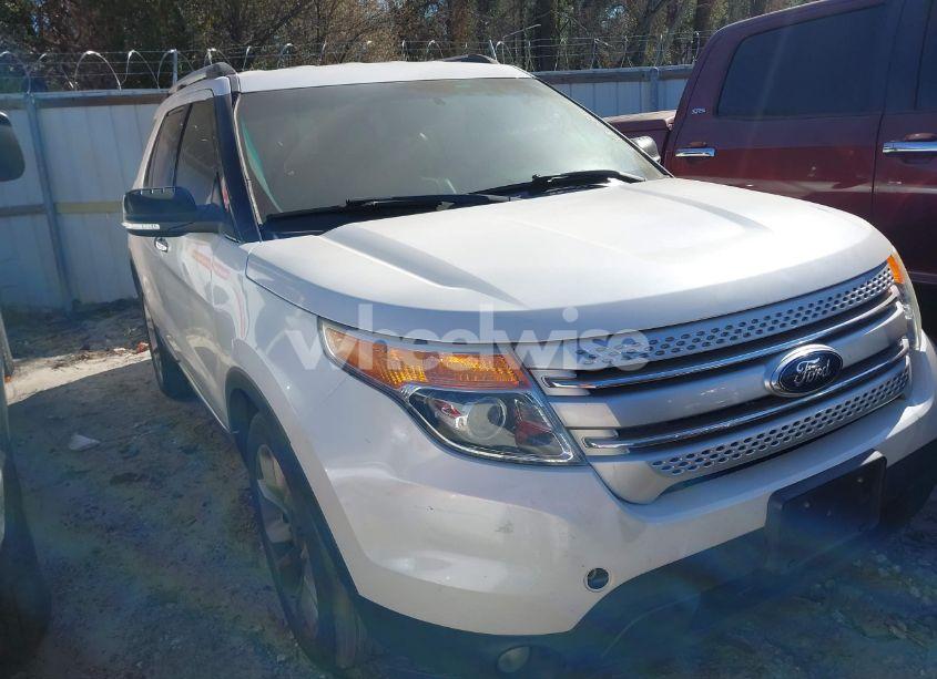 2013 Ford Explorer XLT (VIN 1FM5K7D81DGC48033) main photo